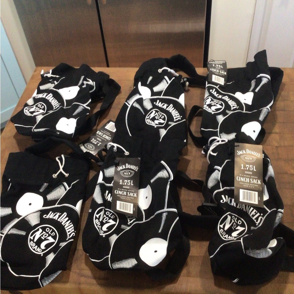 Jack Daniel’s Old No. 7 Cinch Bags NWT total of 6